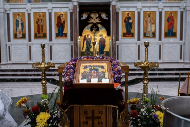 Chrzest prawosławny w Cerkwii w Warszawie.